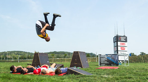 Ohlédnutí za PARKOUR akcí skupiny Improve Yourself v čele s Lubo Baumem