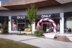 ONLY grand opening